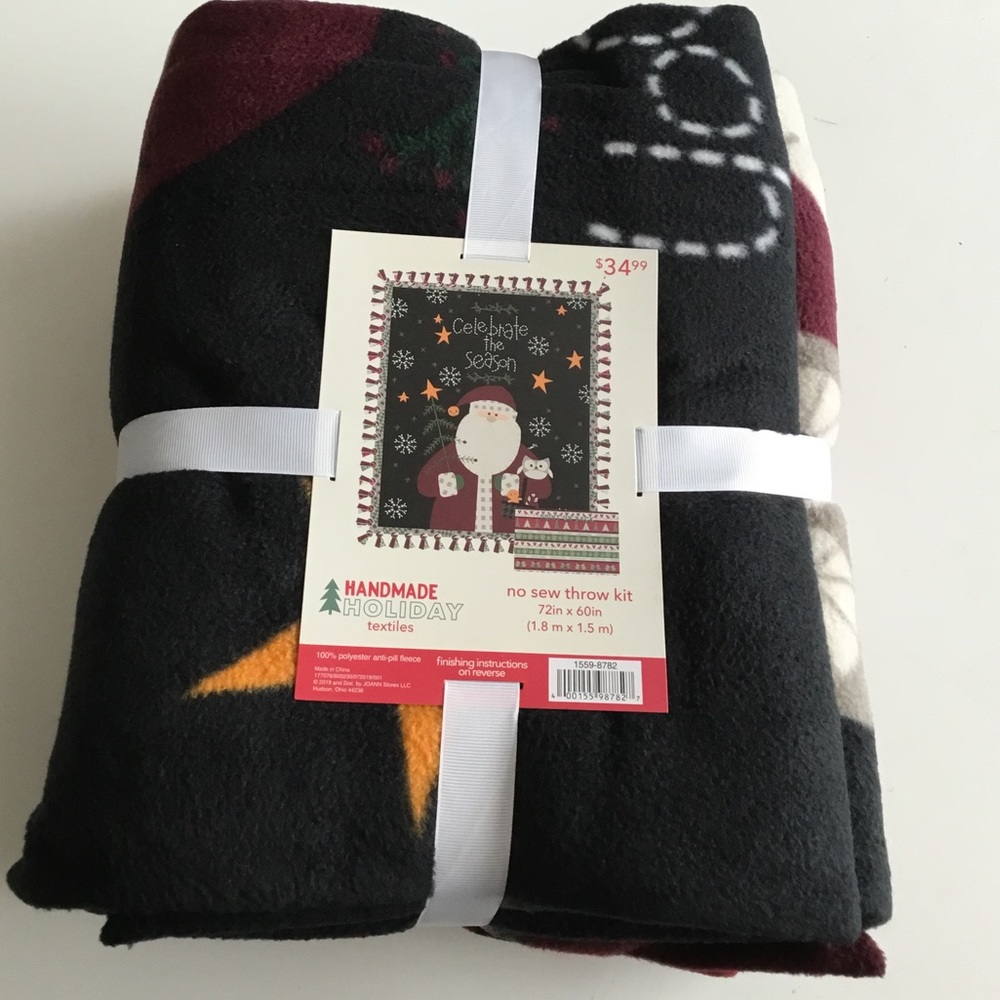 Santa no sew throw